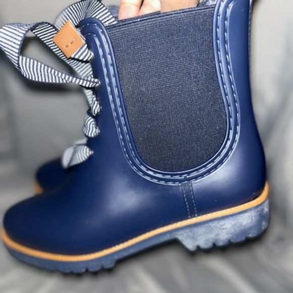 Bernardo Zina Rain boots size 7M navy EUC - Picture 5 of 10